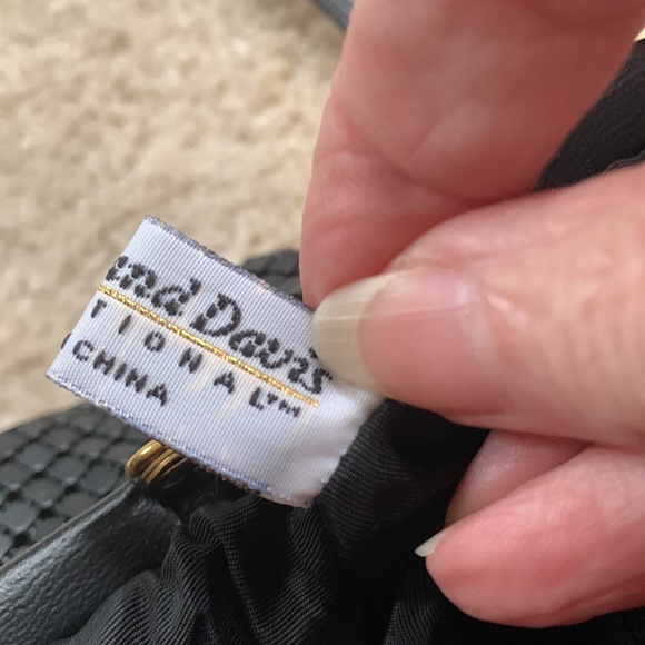 Whiting and Davis small crossbody bag - Picture 8 of 10